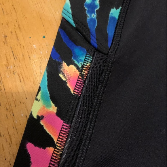 Victorias Secret PINK Active Black Multicolor Leggings PANTS Pockets size M - Picture 10 of 12